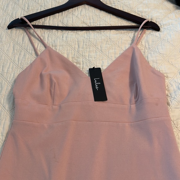Pink Lulus dress perfect for spring/ summer wedding - Picture 2 of 3